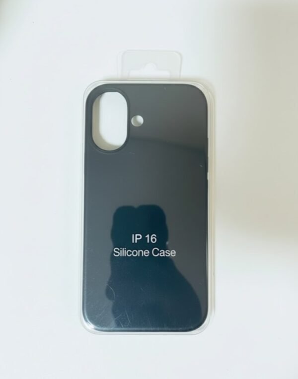 Telefono IPHONE 16 juodas-silikoninis dėkliukas